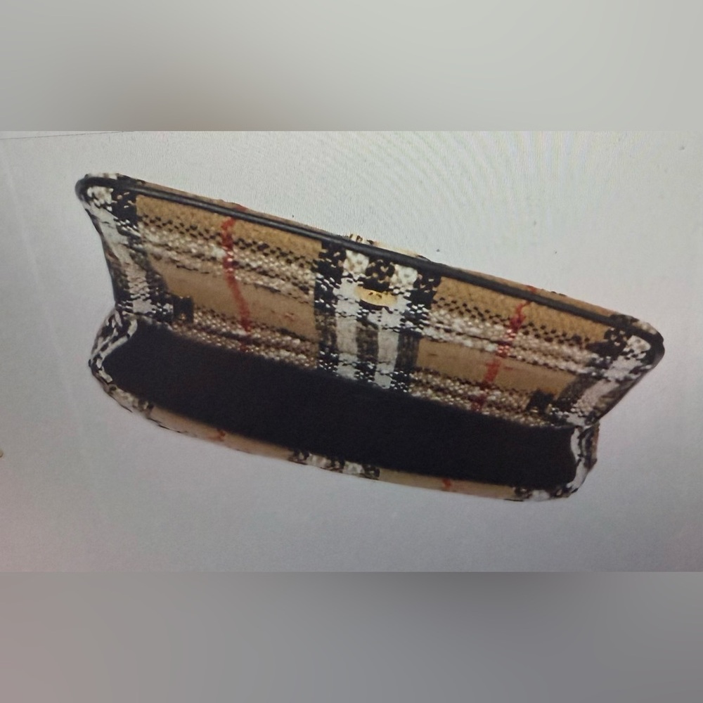 NWT‎ Burberry Mini Boucle Lola Crossbody Bag with box and dust bag - Picture 14 of 16